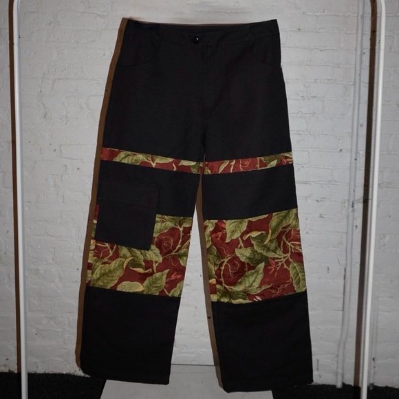 Sundae School Black and Red Cargo Pants with Modern Design - Picture 2 of 5